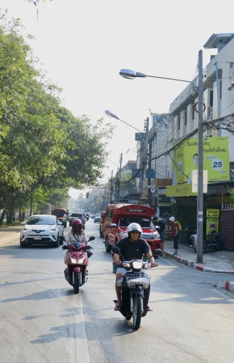 Nous quittons Chiang Mai au petit matin...