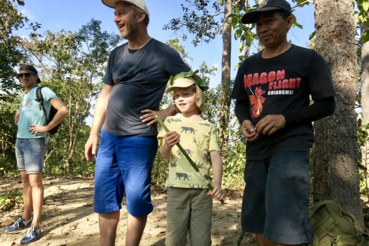 Pfiooo, en fait ça claque comme un pétard quand la munition part. « Monkey dead! »