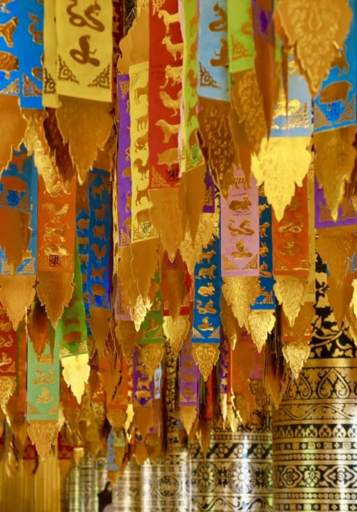 Des décorations pour le Nouvel An, à chaque année son animal.