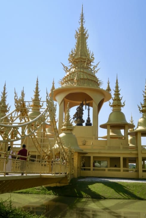 Surprise !! Un temple doré !