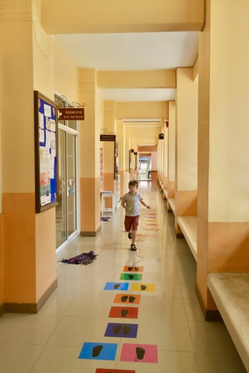 Hep, toi là, tu serais pas en vacances ?...