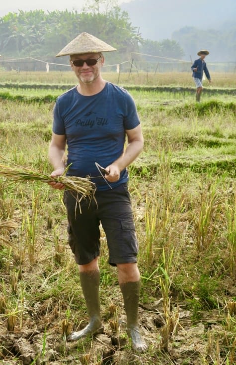 En chaussettes de boue ça marche aussi !