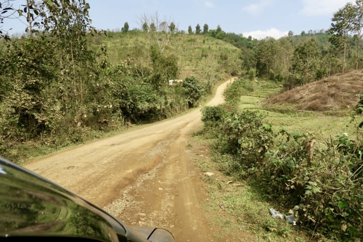 Ban Long, le village, est à 2h de route de Luang Prabang...