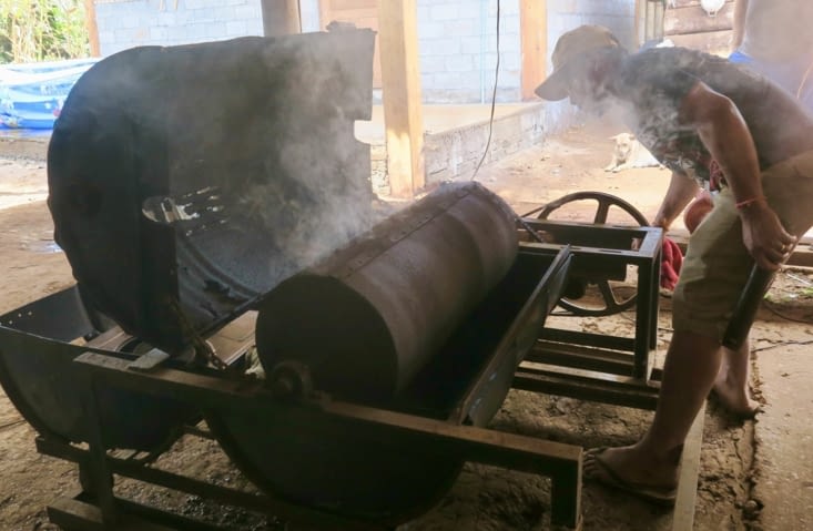 32 mn pile : d’après l’odeur et les petits « pop » des grains qui éclatent, c’est prêt !