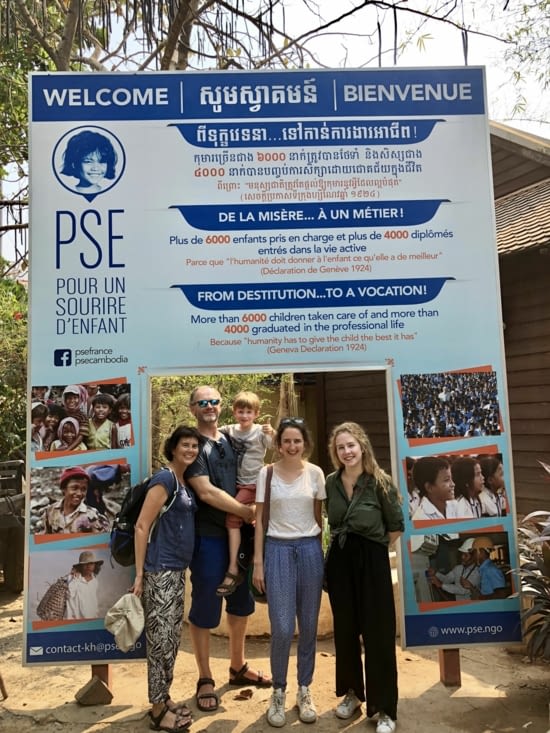 Nos compagnes de visite, Lucie et Émilie.