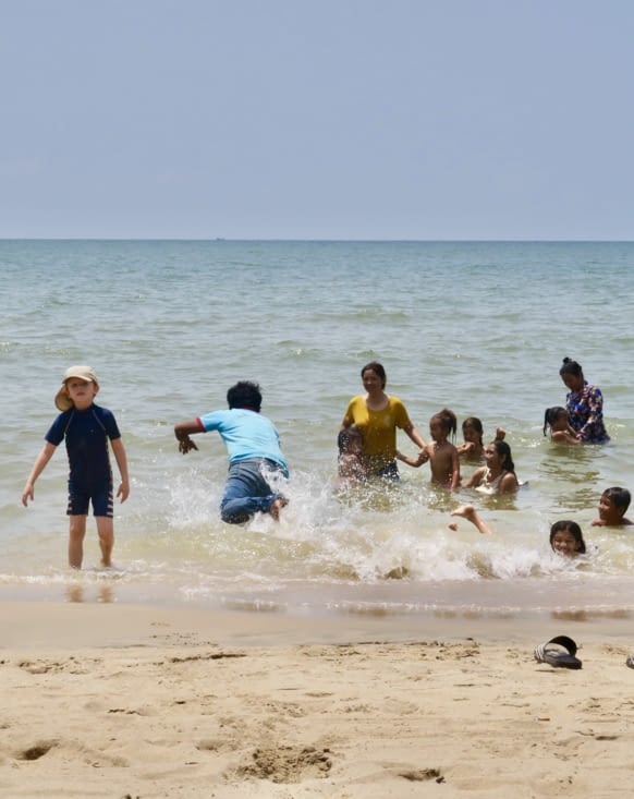Maël a passé presque 2h dans l’eau, au tour de ce papa maintenant !