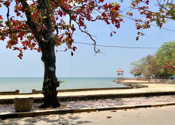 Au bout de la plage...