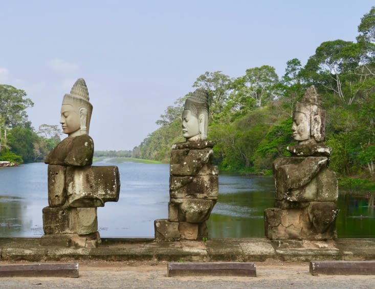 Des gardiens impassibles...