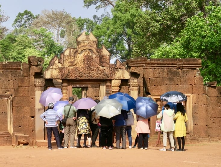 Il est maintenant 10h et le soleil est bien levé ! Les touristes chinois aussi ?
