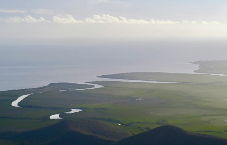 Vers la côte : c’est ici que se cache le fameux « cœur de Voh »...