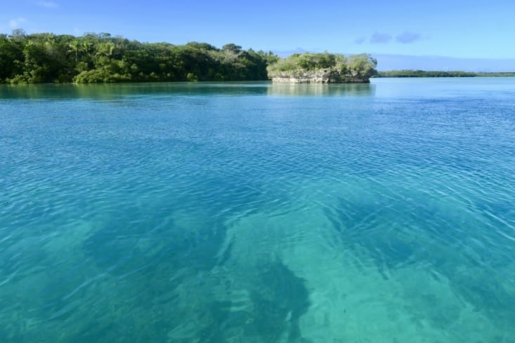 ... avant d’arriver à la baie d’Upi.