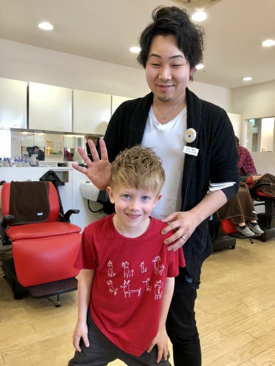« La prochaine fois, je reviens à Tokyo pour me faire couper les cheveux ! »