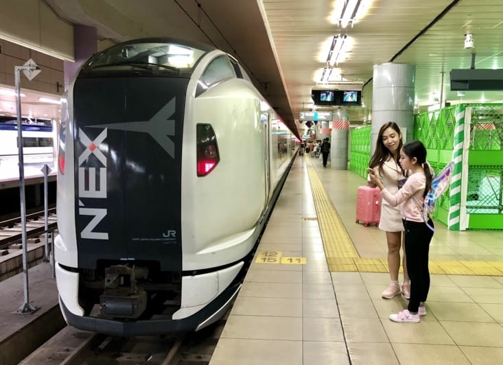 Le Narita Express, qui fait la liaison entre l’aéroport de Narita et Tokyo.