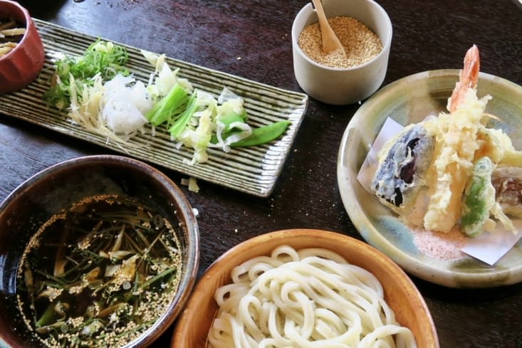 Après un déjeuner délicieux,