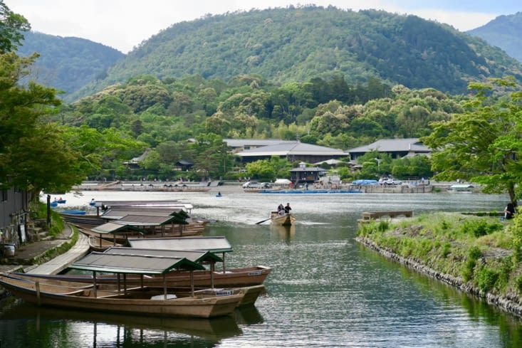 Traversée de la rivière Hozu.