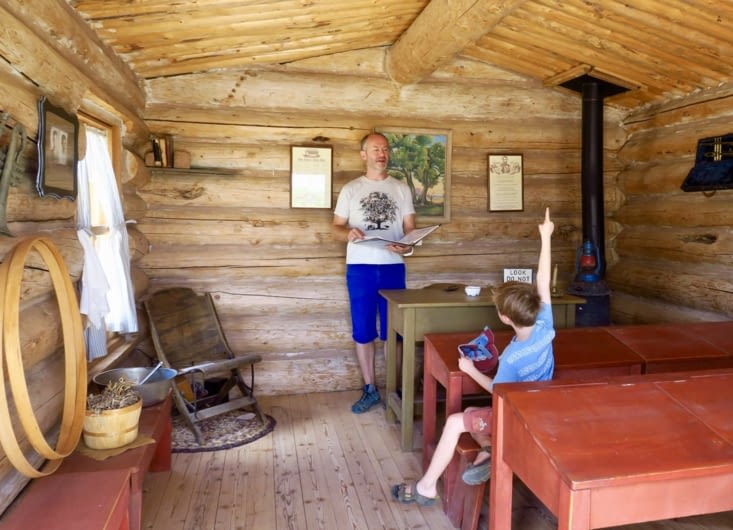 Il y a même une petite école !