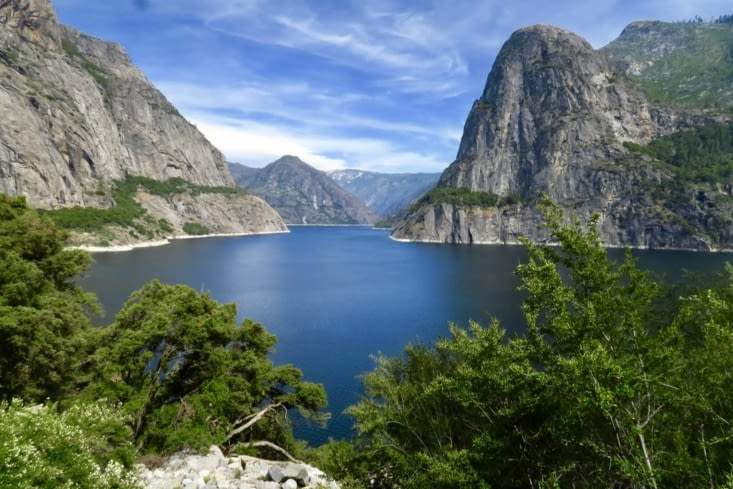 Depuis les cascades, la vue sur le lac est la plus belle.