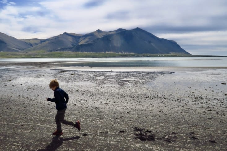 Sur la plage du village de Borgarnes, à l’entrée de la péninsule.