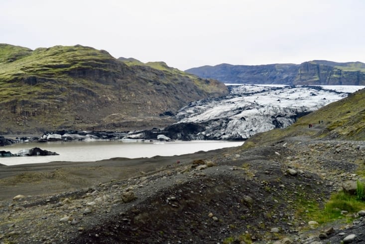 En route vers le sud, nous croisons le glacier Sólheimajökull.