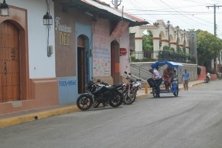 Ici le transport rural c'est  La bicicleta