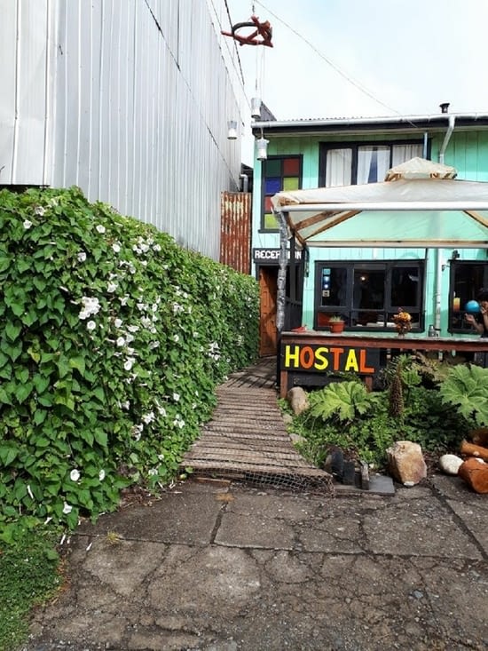 L hostal
