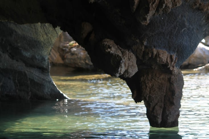 Caverne
