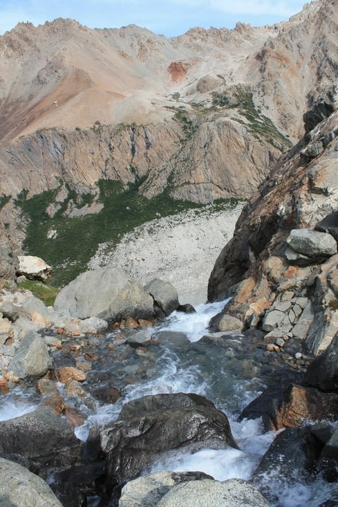 Une des cascades  qui sort du glacier