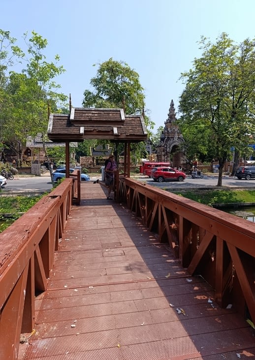 La ville et ces canaux