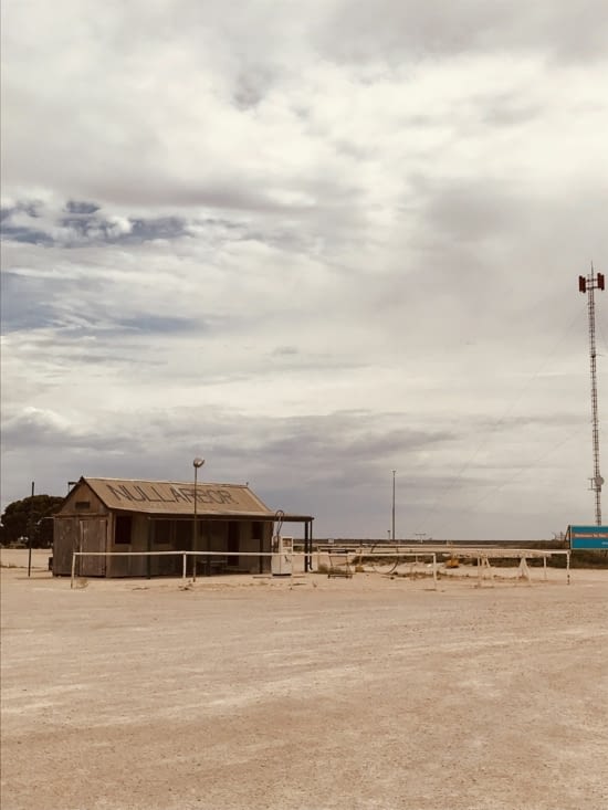 Un petit café ? (Oui il y a vraiment des gens qui travaillent ici quelle question !) ⁉️