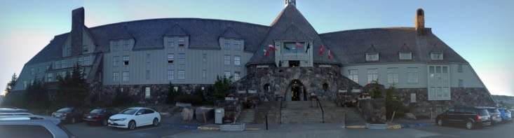 Le Timberline Lodge au pied du Mont Hood. L'extérieur du Lodge a servi de scène au film Shining