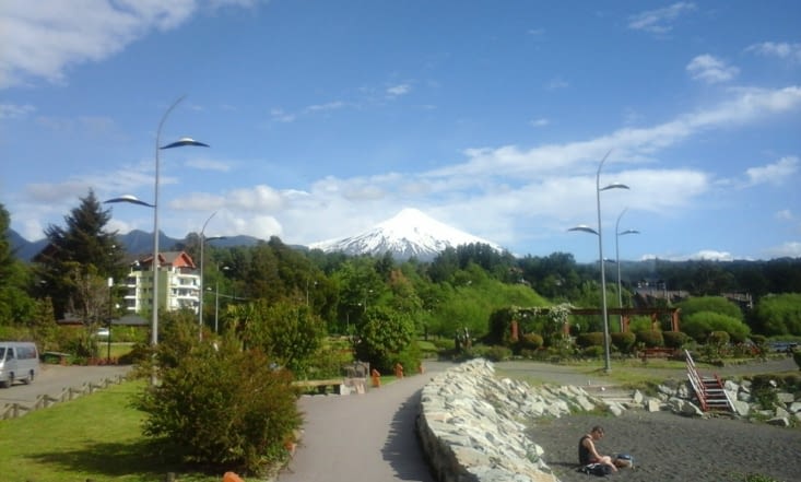 Le volcan Villarrica depuis l'auberge à Pucón