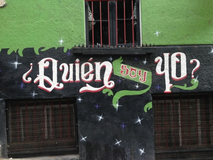 "Qui suis-je?" - Bonne question !