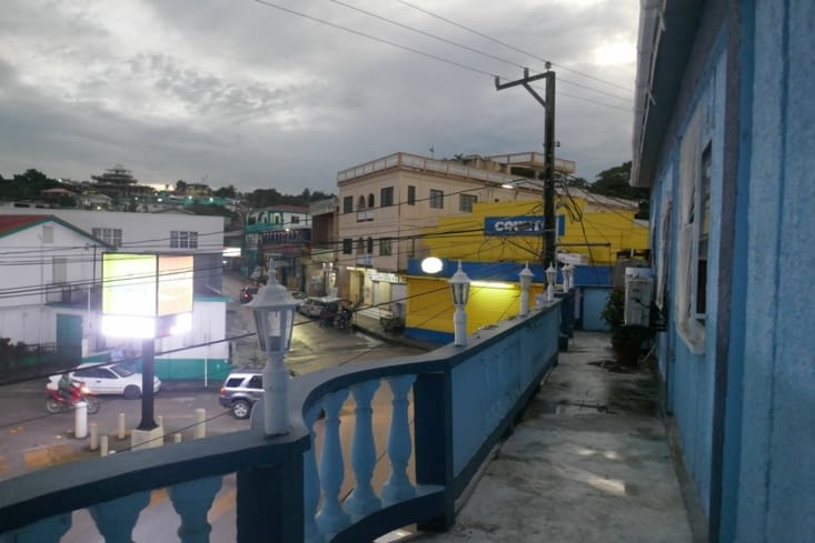 San Ignacio vue du balcon de l’hotel.