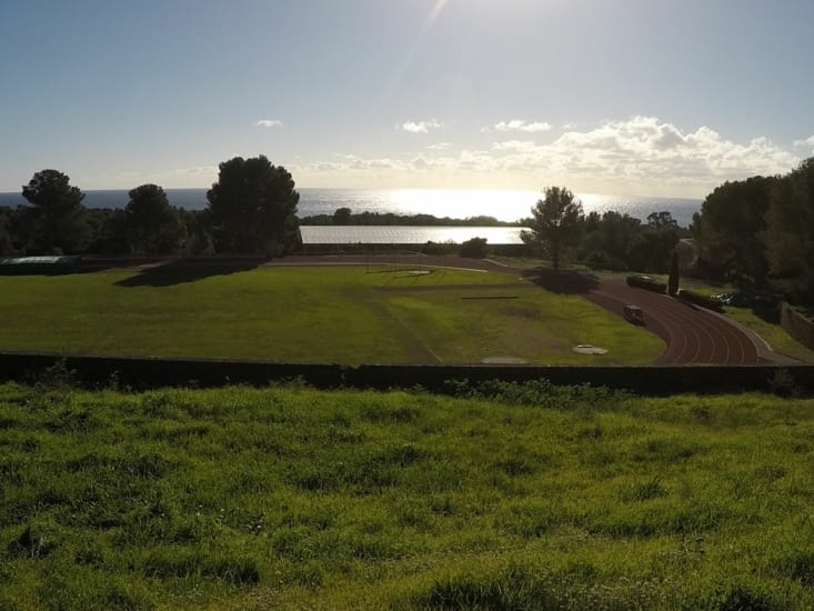 Piste d`athlé au réveil, ca donne envie !