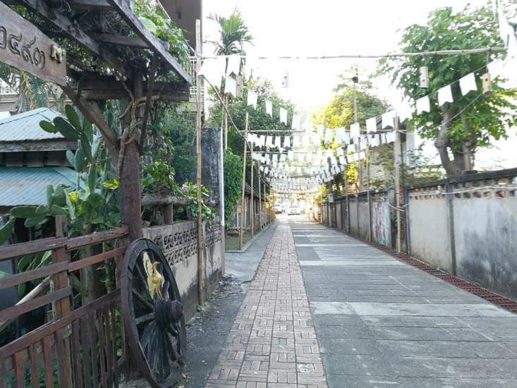 Une des nombreuses rues paisibles de Mae Hong Son