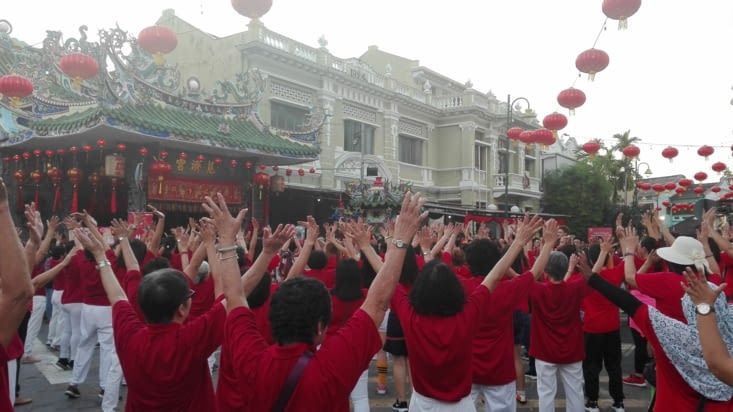 Danse de rue dans le cadre des festivités du nouvel an chinois