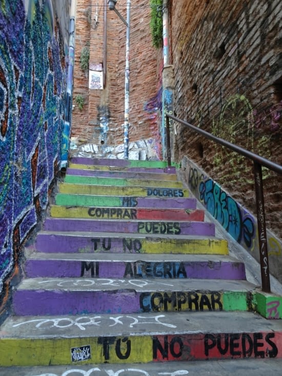 Escaliers aussi bien en couleurs