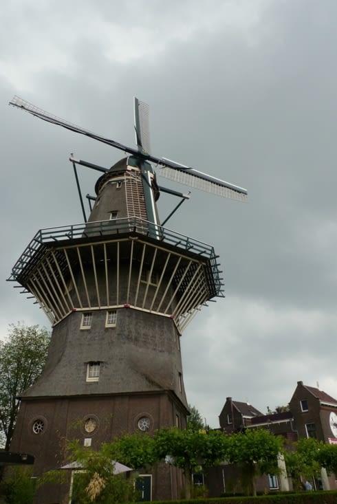 Amsterdam sans moulin à vent, c'est comme NYC sans gratte-ciel.