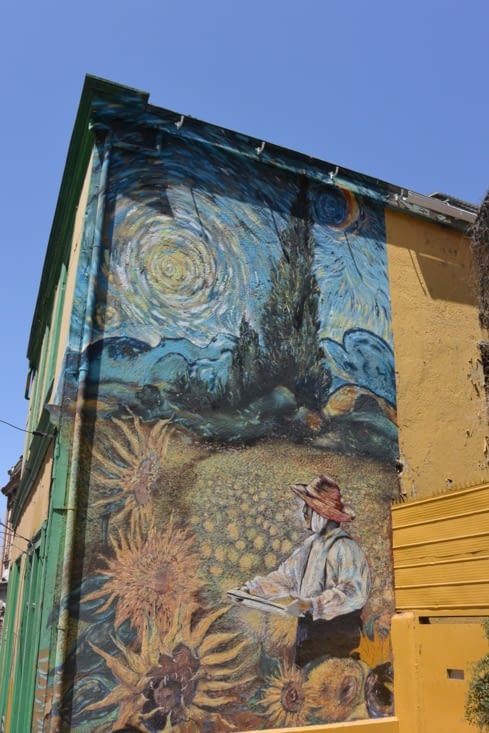 Street art proche de notre hôtel (un petit air de Van Gogh)