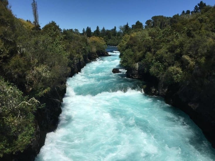 Chutes de Huka sur le fleuve waikato
