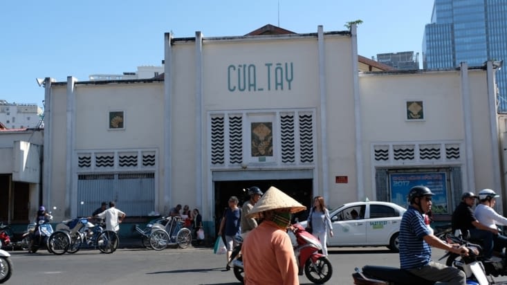 L’entrée du marché