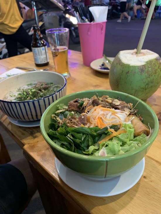 Pho Bo et Bun thit huong