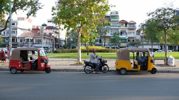 Les tuktuks : moyen de transport de prédilection au Cambodge