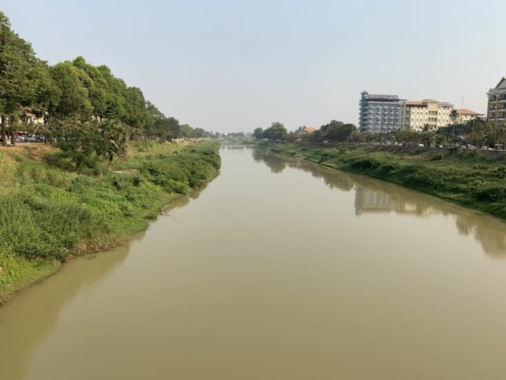 La rivière Sangker ( qui se jette dans le Tonle Sap)