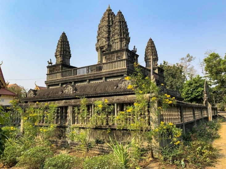 Un temple, donnant un petit avant goût d’Angkor