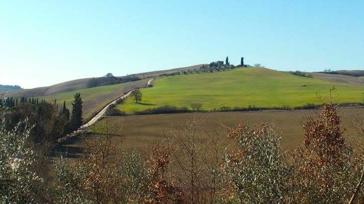 Des chemins qui montent jusqu'au ciel .