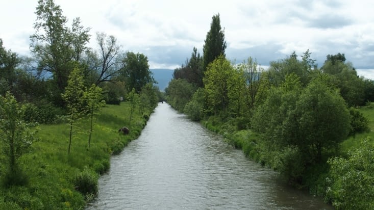 Arrivée à Zilina une charmante petite rivière. La Slovaquie semble ne pas manquer d'eau.