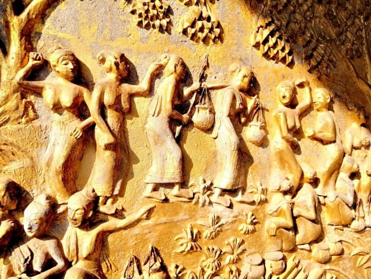 Dorures du Wat Maï.