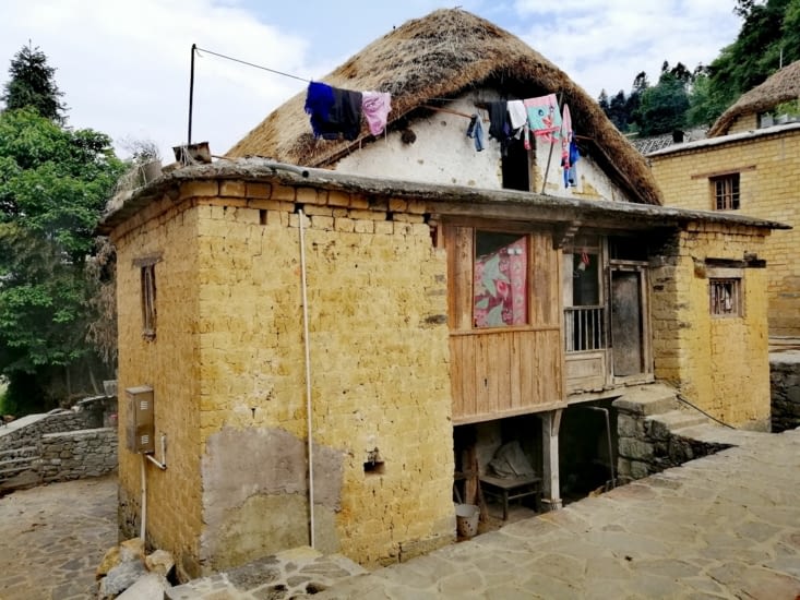Azheke, village champignon.