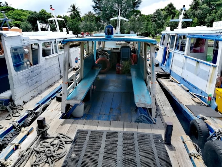 Embarquement pour l'île de Pulau Ubin.